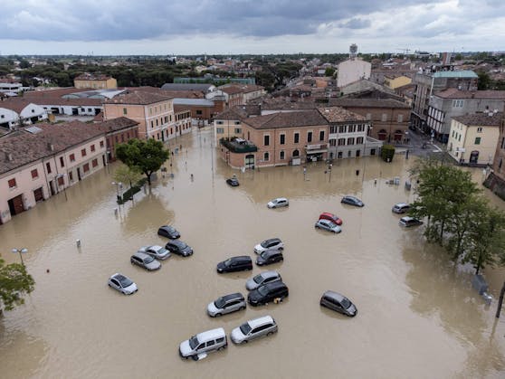 Land unter nach schweren Unwettern in Italien. 