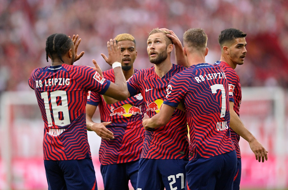 Konrad Laimer trifft für RB Leipzig. 