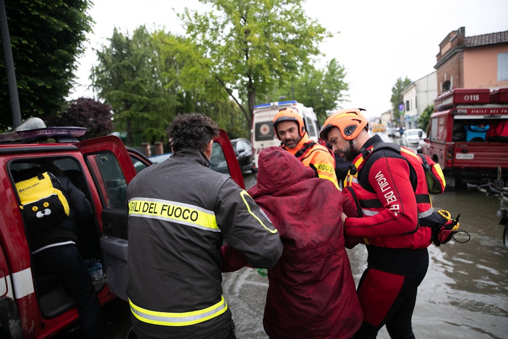 Die Unwetter-Katastrophe in Italien spitzt sich weiter zu.