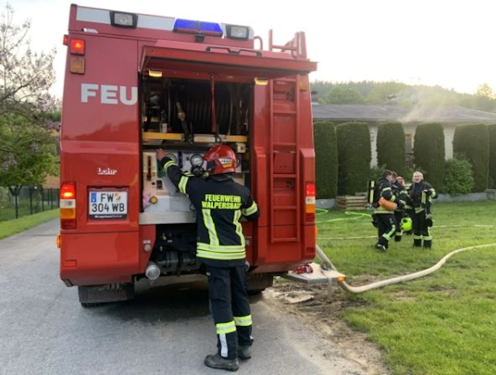 Brand in Klingfurth: Feuerwehr im Einsatz