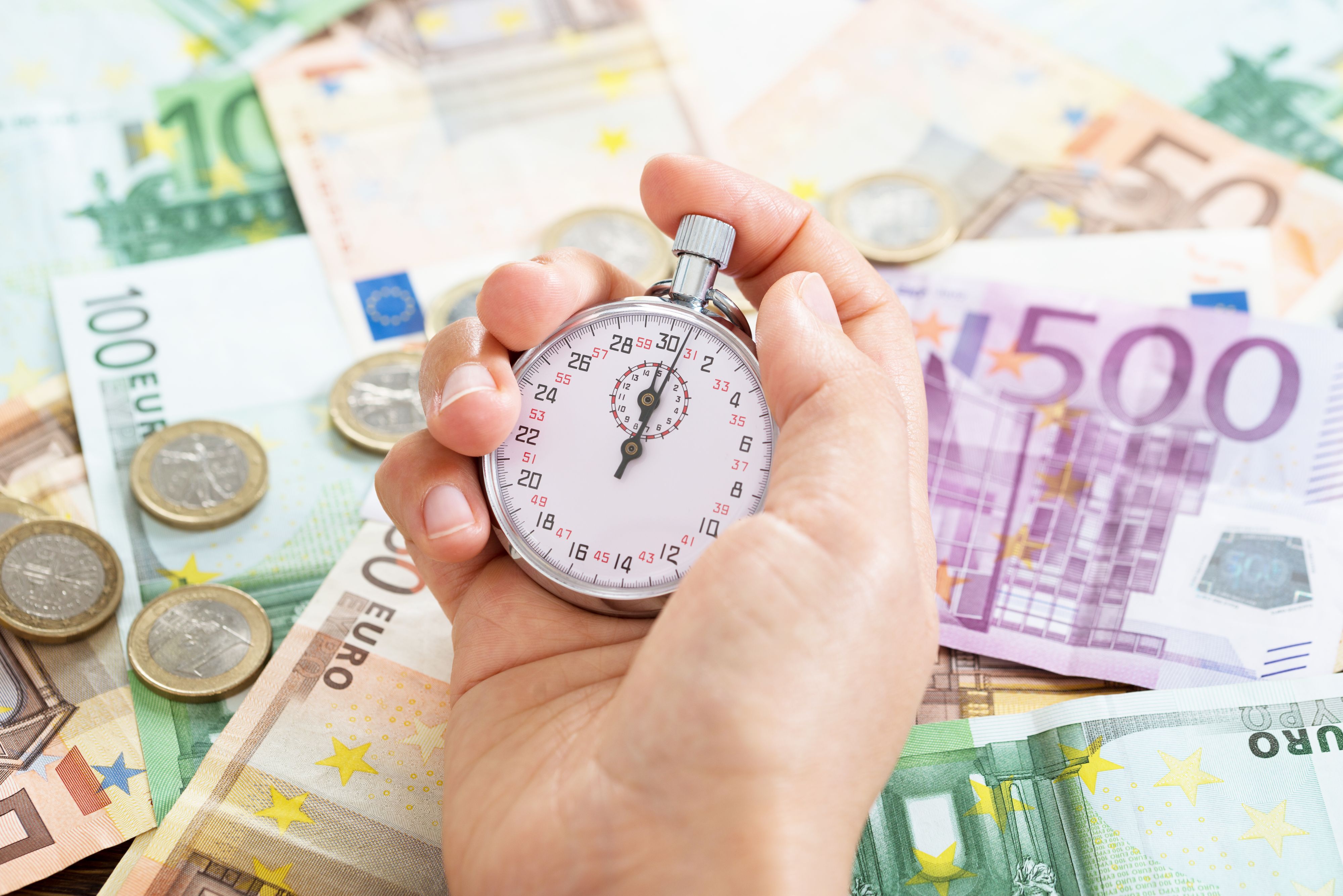 Wer sich Bonus-Zahlungen in der Höhe von 880 Euro nicht entgehen lassen möchte, sollte sich sputen.