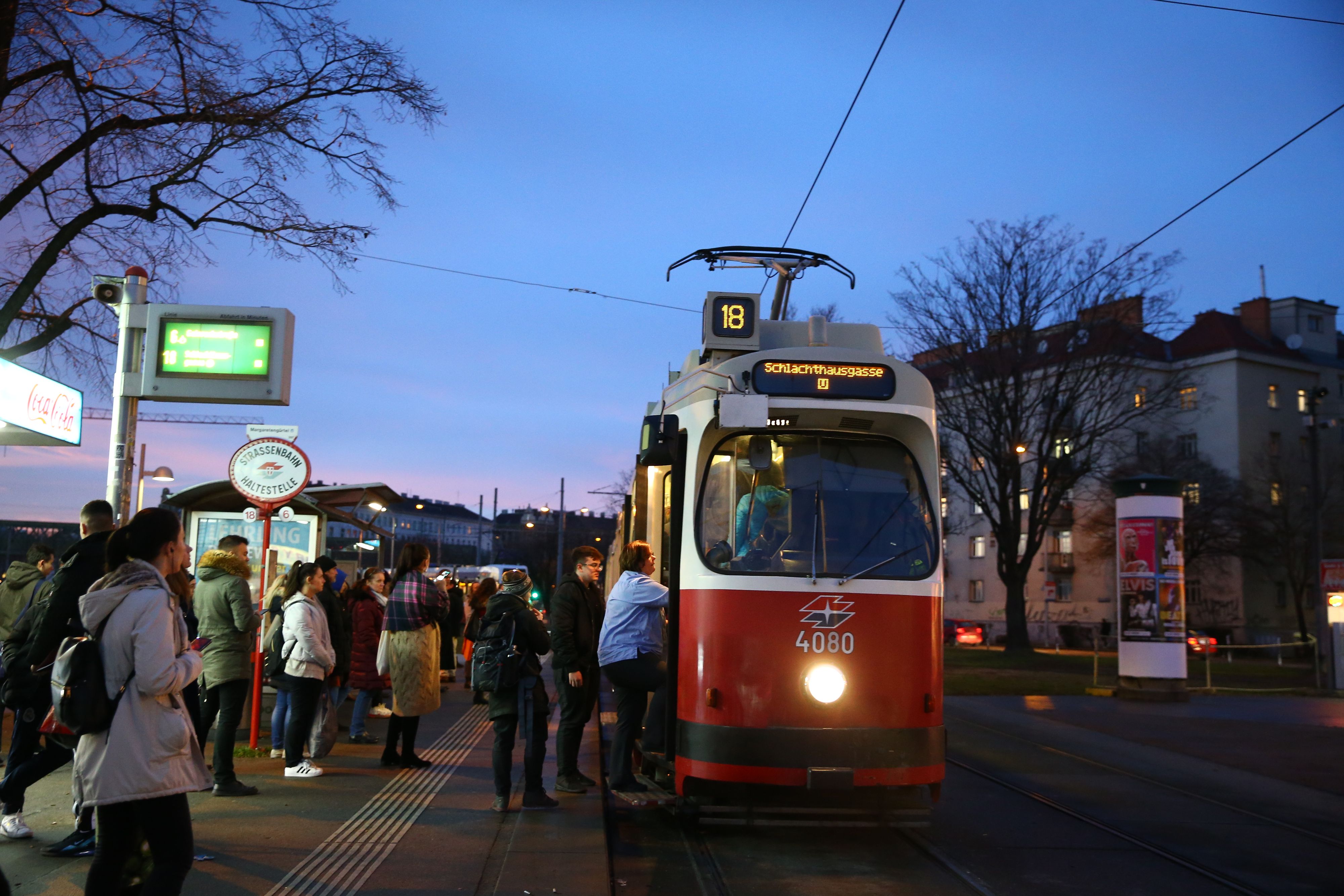 Der 18er wird verlängert. Für die Arbeiten kommt es aber zu Sperren und Änderungen im Öffi-Verkehr.