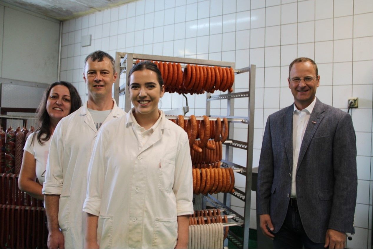 Da war die Welt noch in Ordnung: Im Herbst 2020 wurde Belinda Hüthmayr Fleischermeisterin.