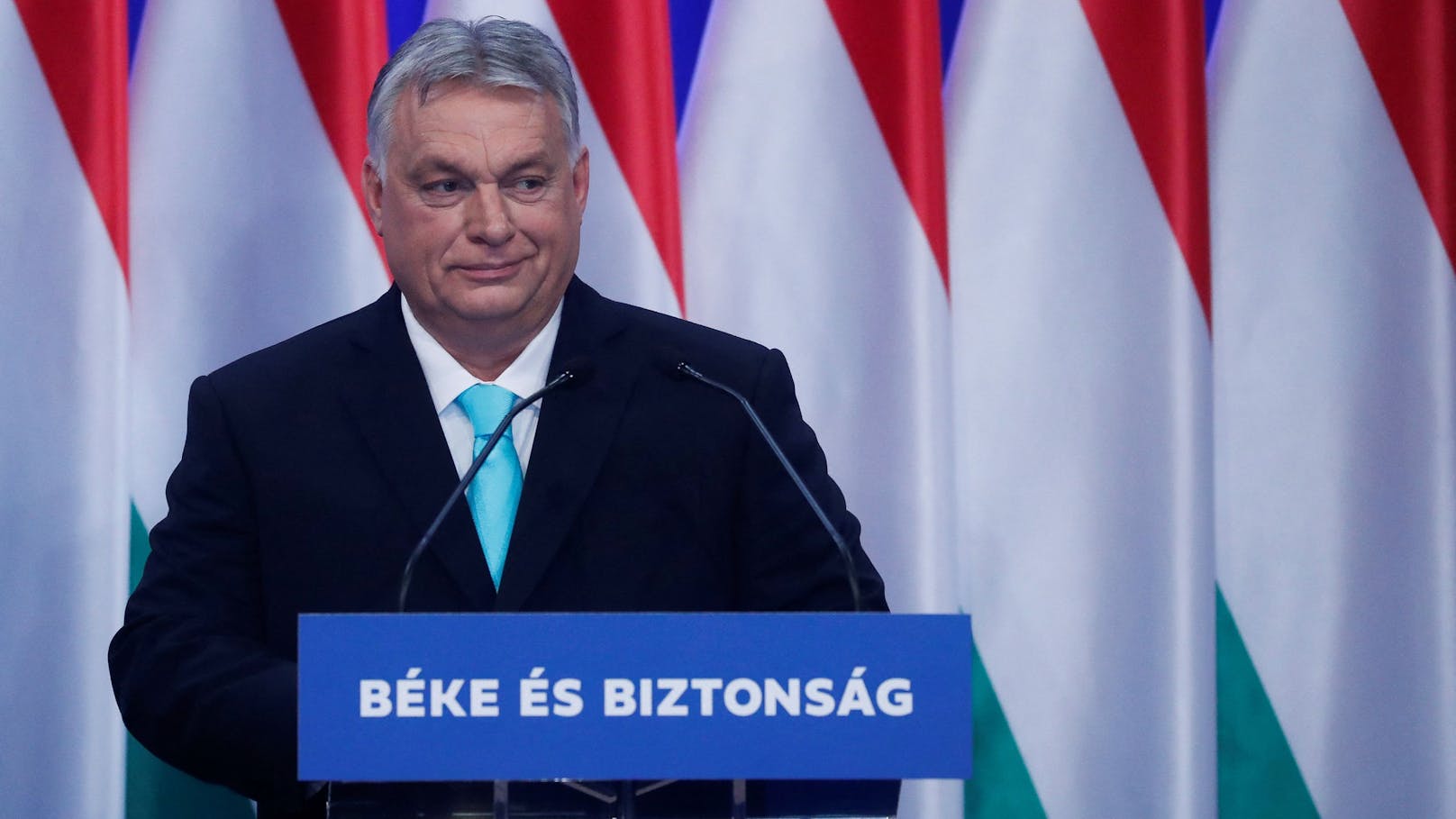 Gemäß einer Verordnung, welche die ungarische Regierung von Viktor Orban erlassen hat, werden inhaftierte Schlepper aus dem Ausland freigelassen, wenn sie Ungarn innerhalb von 72 Stunden verlassen.