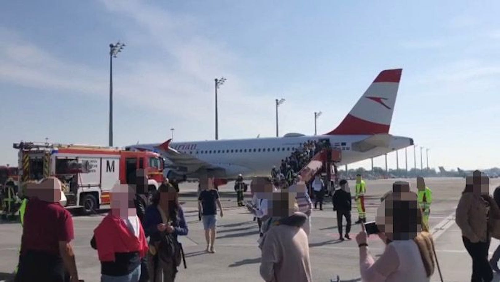 "Smell Event": Passagiere mussten raus aus Flugzeug