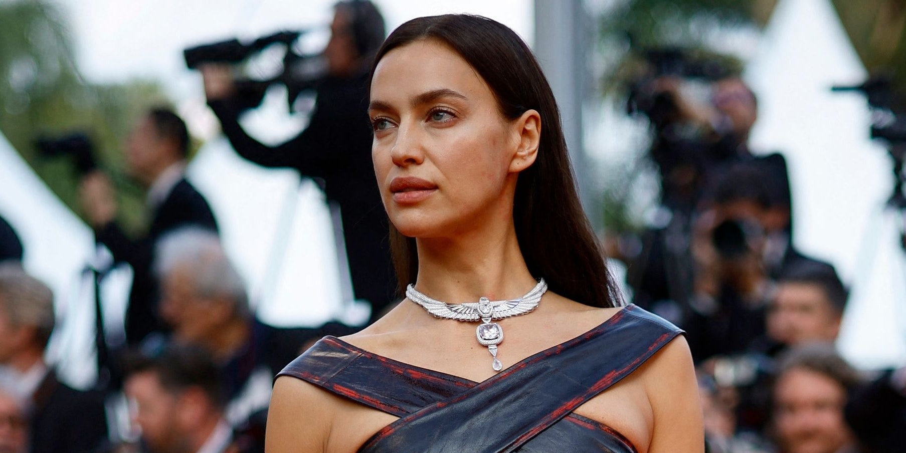 Irina Shayk weiß ihre sportliche Figur in Szene zu stetzen.