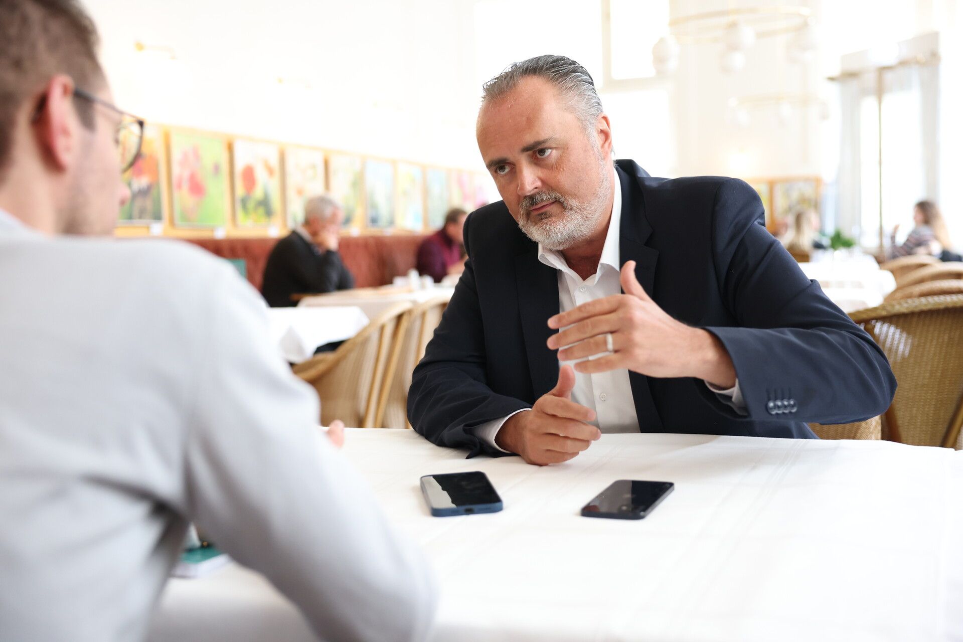 Hans Peter Doskozil - hier im Interview mit Clemens Oistric