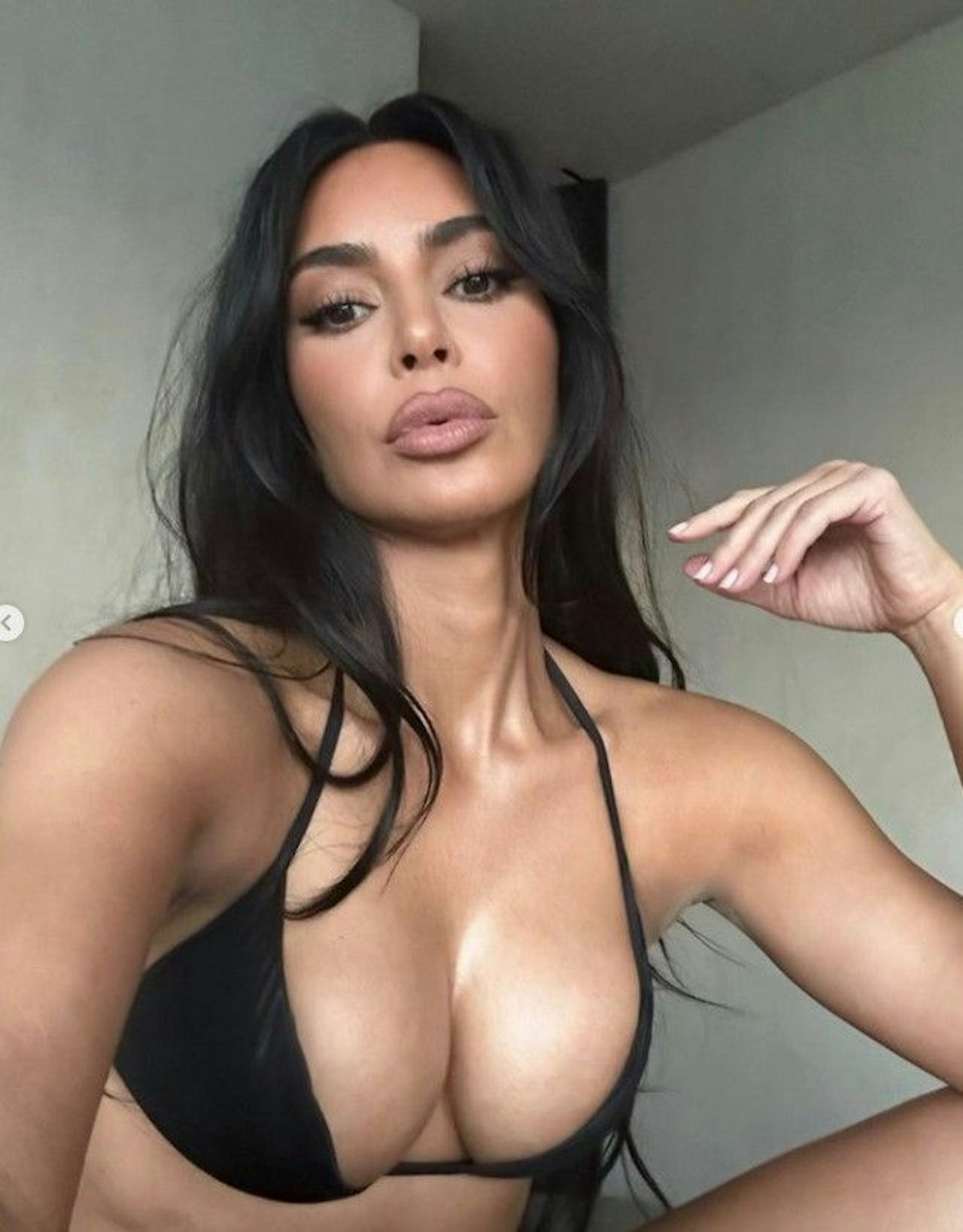 Heute.at - Sexy in Pink: Knapper könnte Kims Bikini nicht sein