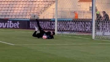 Cican Stankovic im leeren Panthessaliko Stadion (Volos).