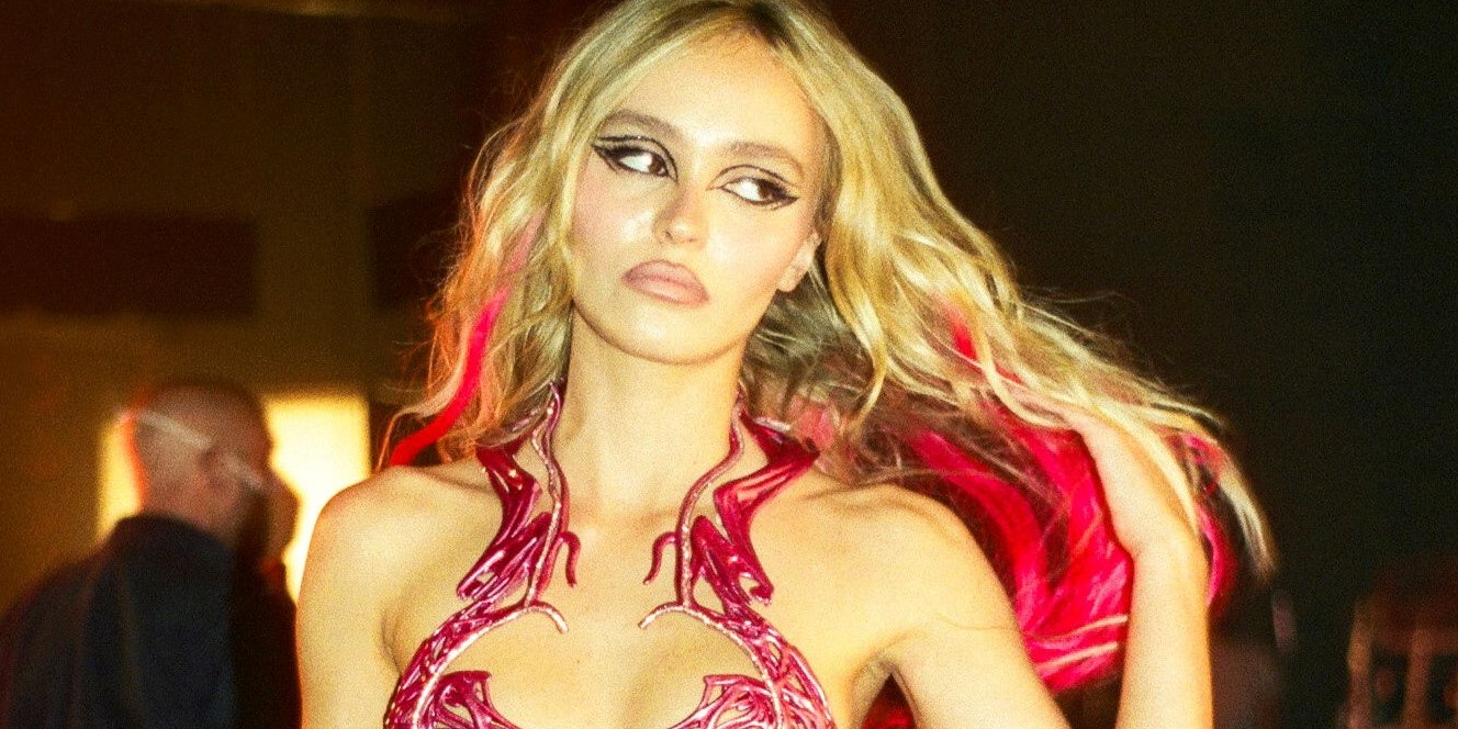 In einer Szene in der Serie "The Idol" soll man Lily-Rose Depp sogar mit Sperma im Gesicht sehen.