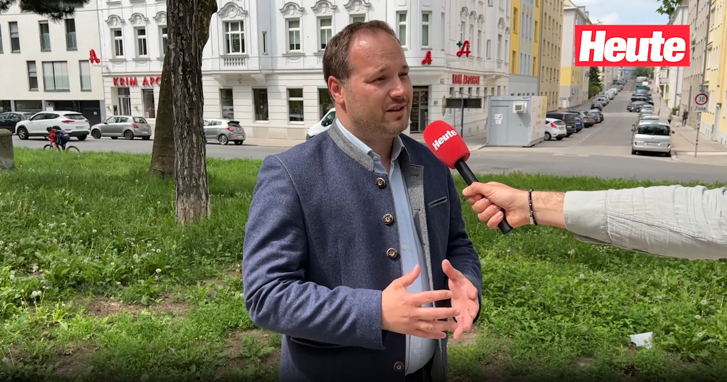 Im 'Heute'-Interview zeigt sich Bezirksvorsteher Daniel Resch kritisch – und lehnt eine Verlängerung des Radweges klar ab.