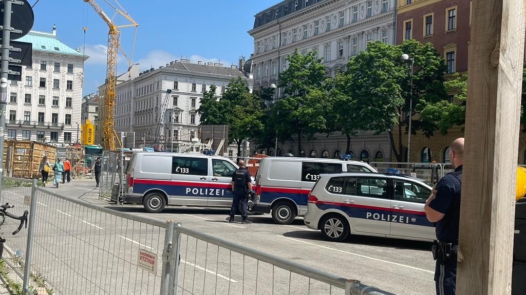 Großer Polizeieinsatz am Wiener Landesgericht am Donnerstag.