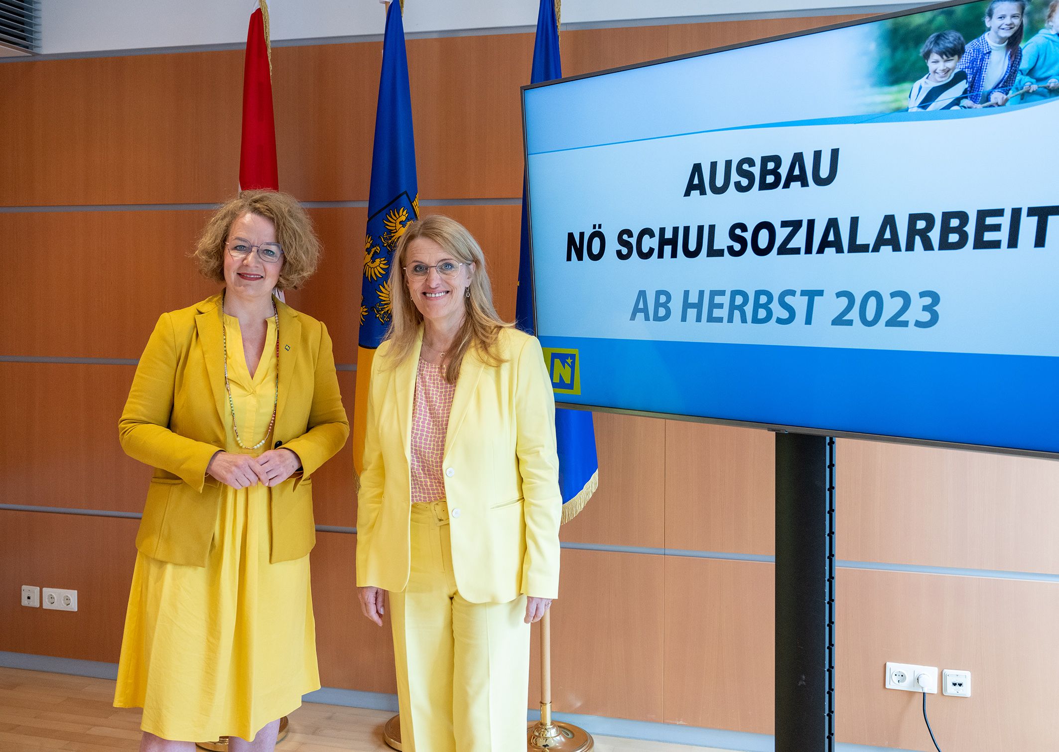 Bildungslandesrätin Christiane Teschl-Hofmeister sowie Kinder- und Jugendhilfelandesrätin Ulrike Königsberger-Ludwig.