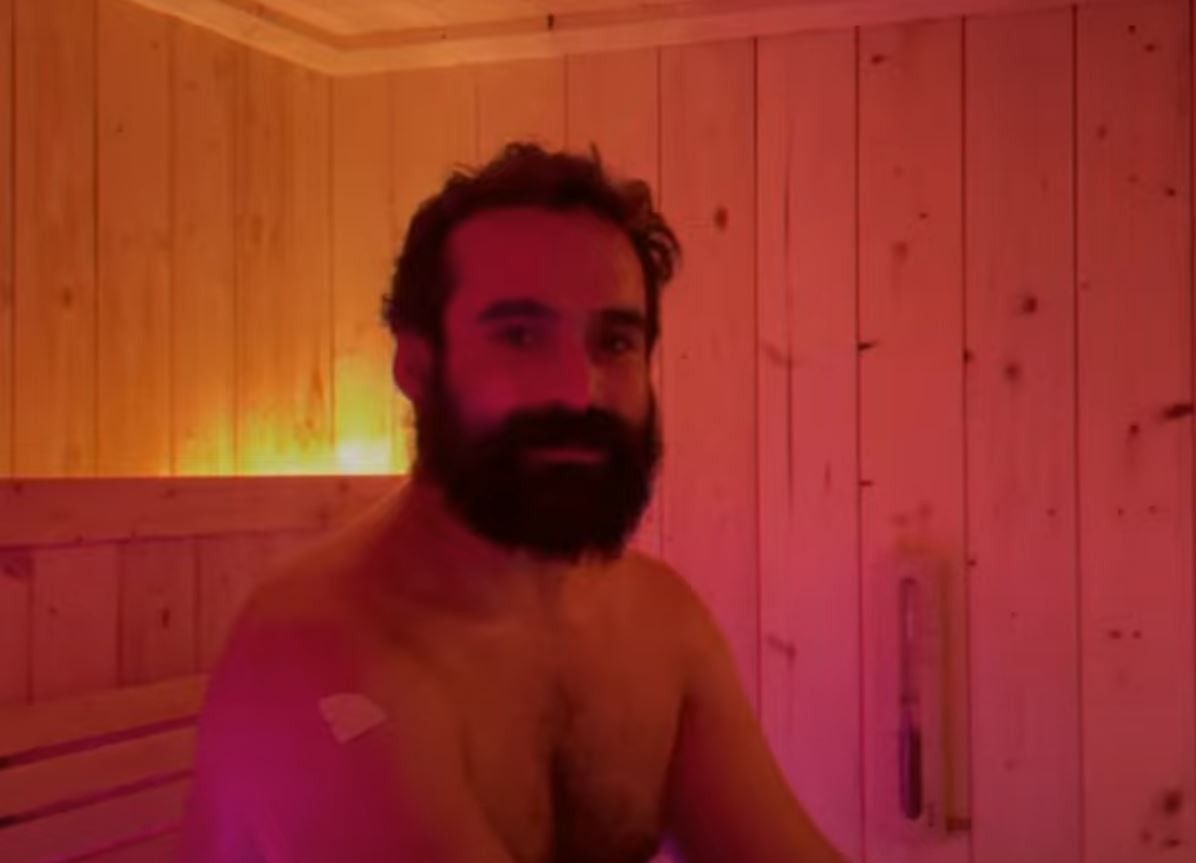Bijan Tavassoli nennt sich selbst trans Frau. Das nahmen ihm in der Sauna nicht alle ab.