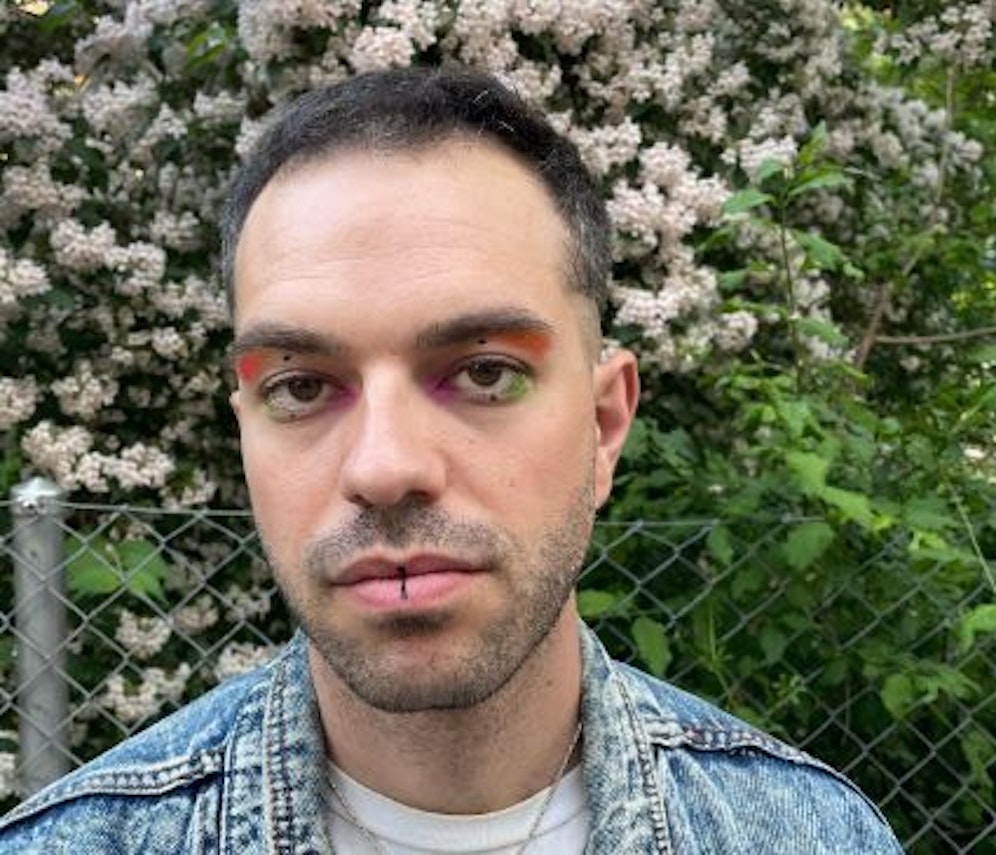 So habe er zum Zeitpunkt des Angriffs ausgesehen, schrieb Kim de l’Horizon auf Insta.