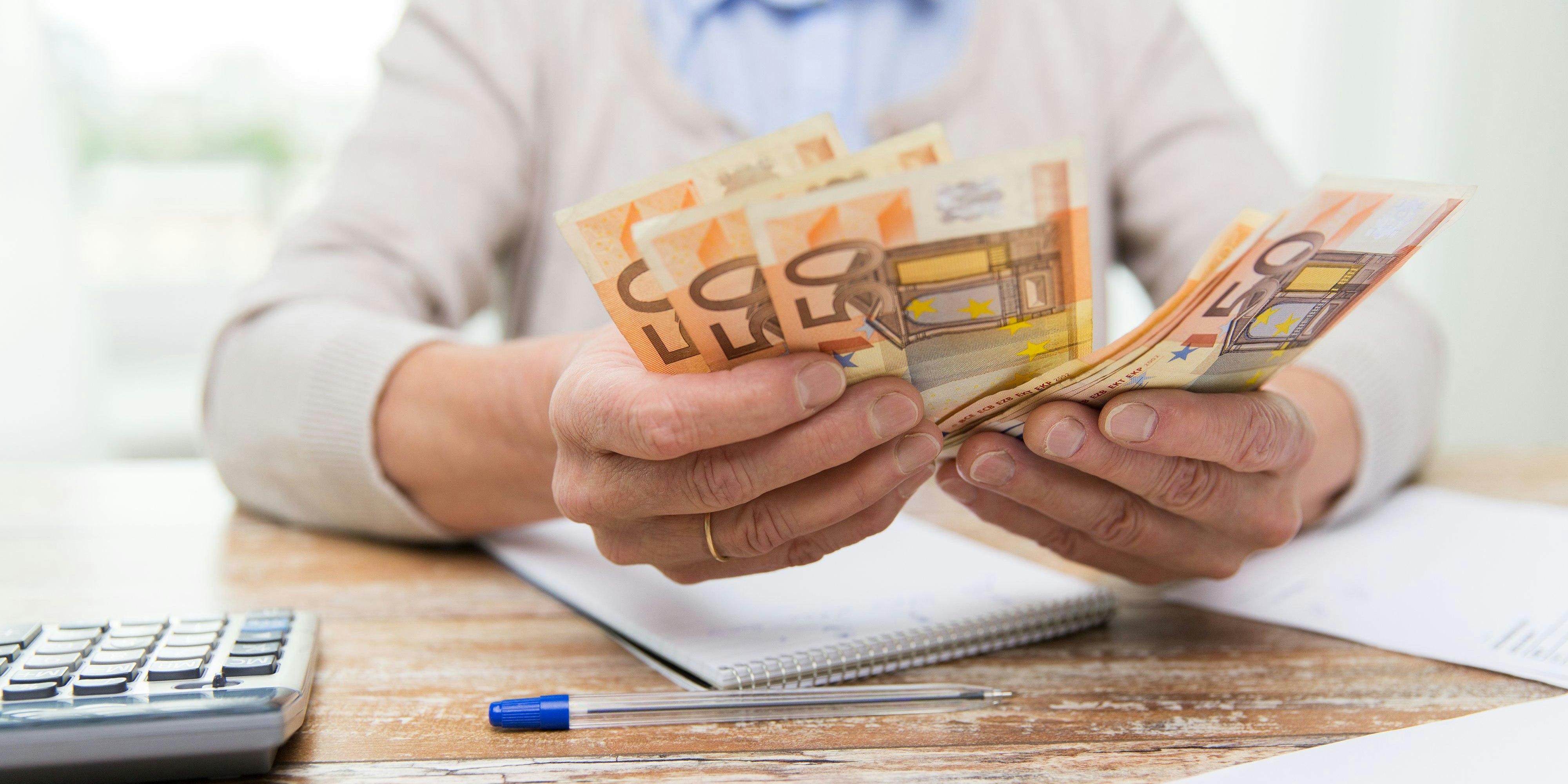 In einem ersten Bonus-Schritt bekommen Gemeindebau-Mieter eine halbe Netto-Monatsmiete.