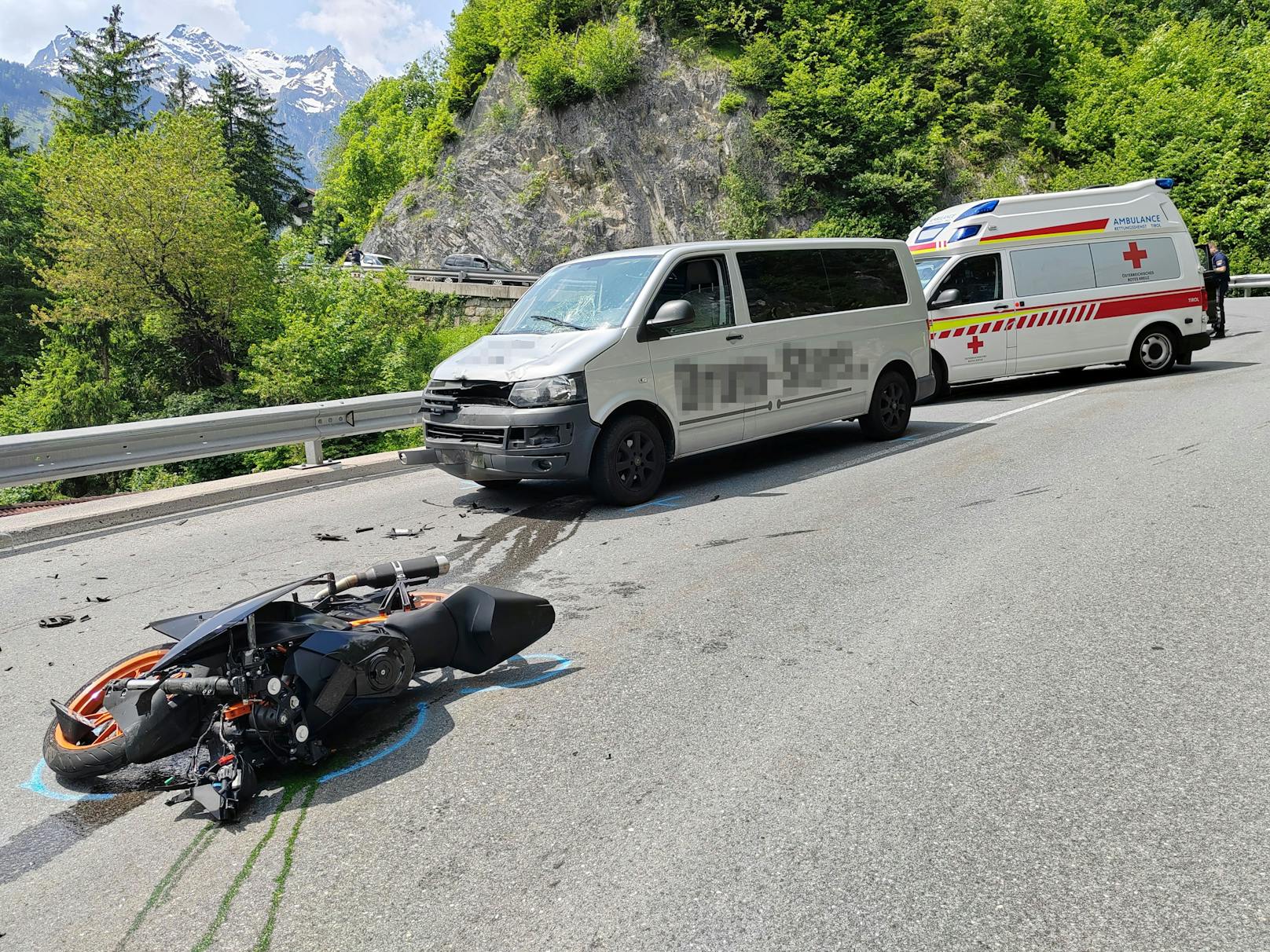 Dabei erlitt der Jugendliche schwere Verletzungen.&nbsp;