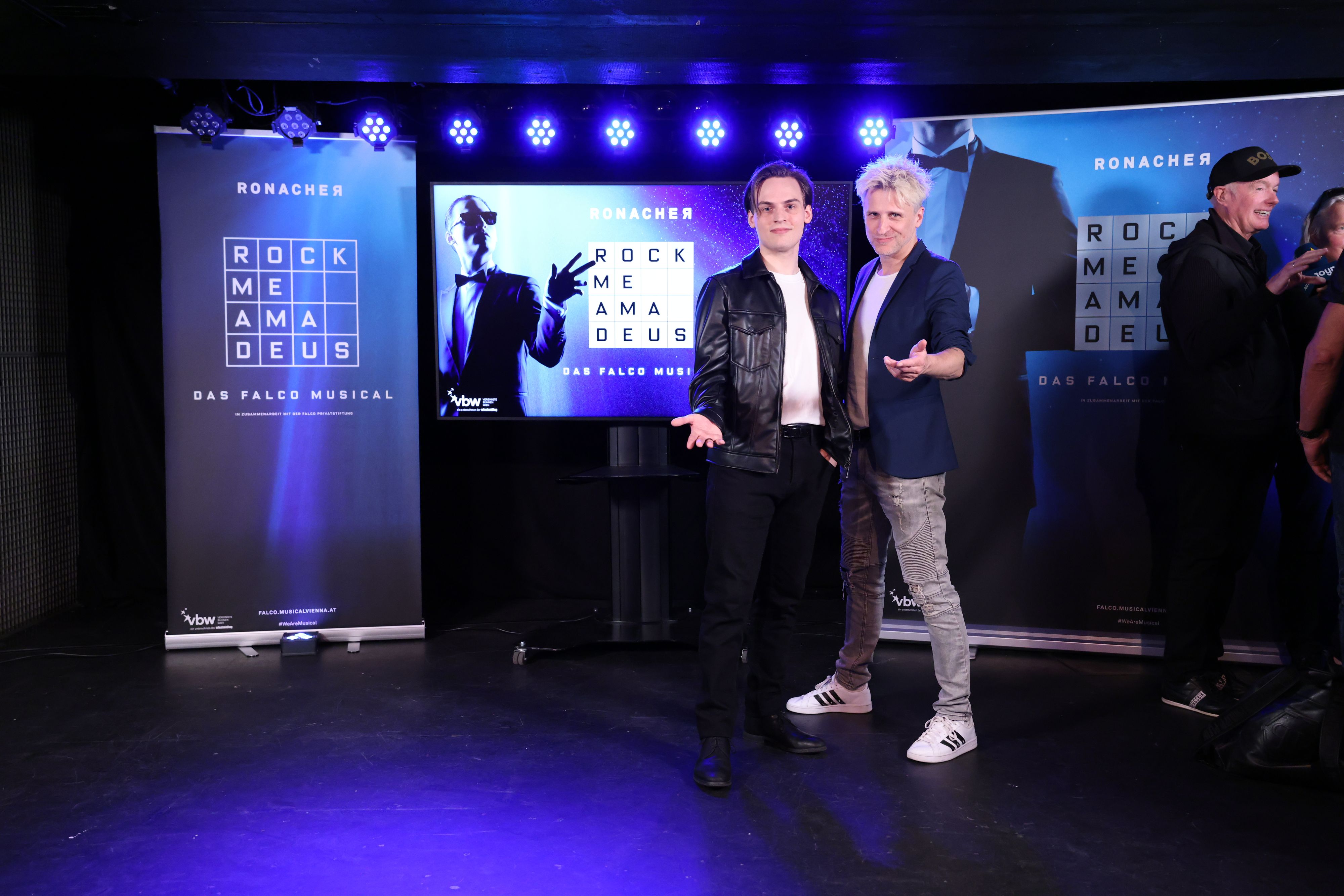 Musicalstudent Moritz Mausser (li.) und 