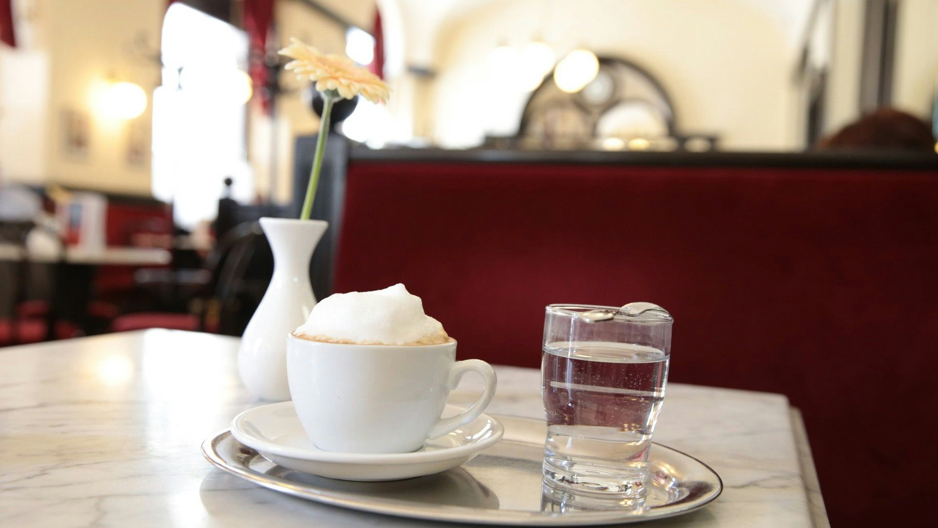 Heute.at - Preishammer! Wiener zahlt für zwei Kaffees knapp 14€