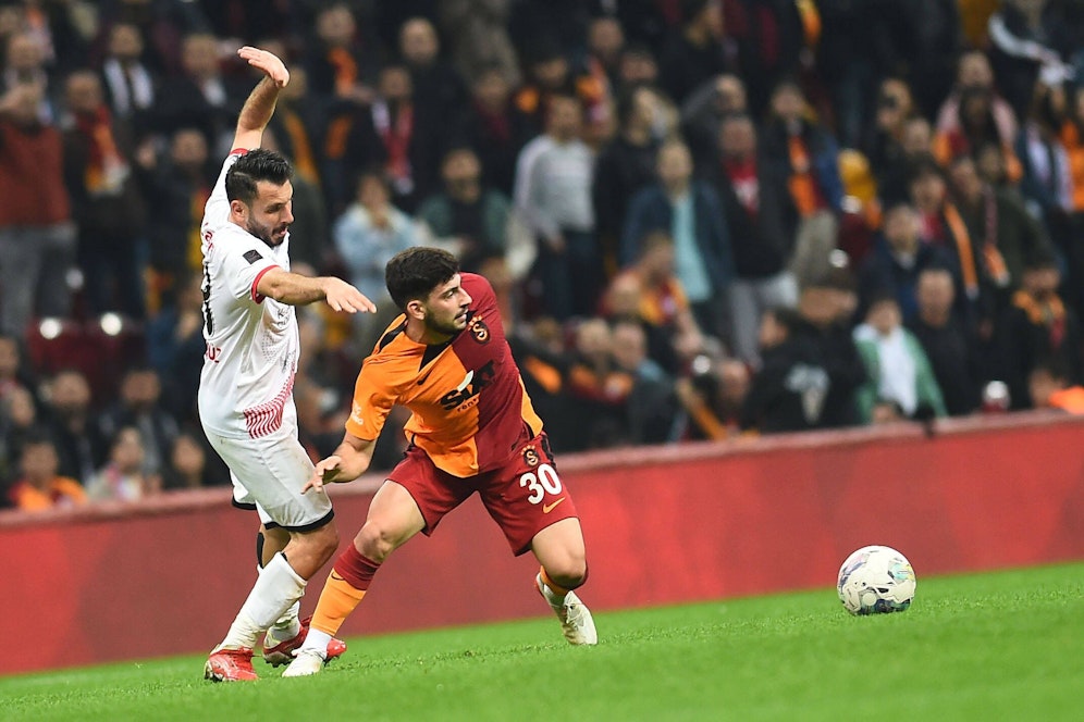 Ein leider seltenes Bild: Demir im Galatasaray-Trikot. Der Wiener kam nur zu Kurzeinsätzen.