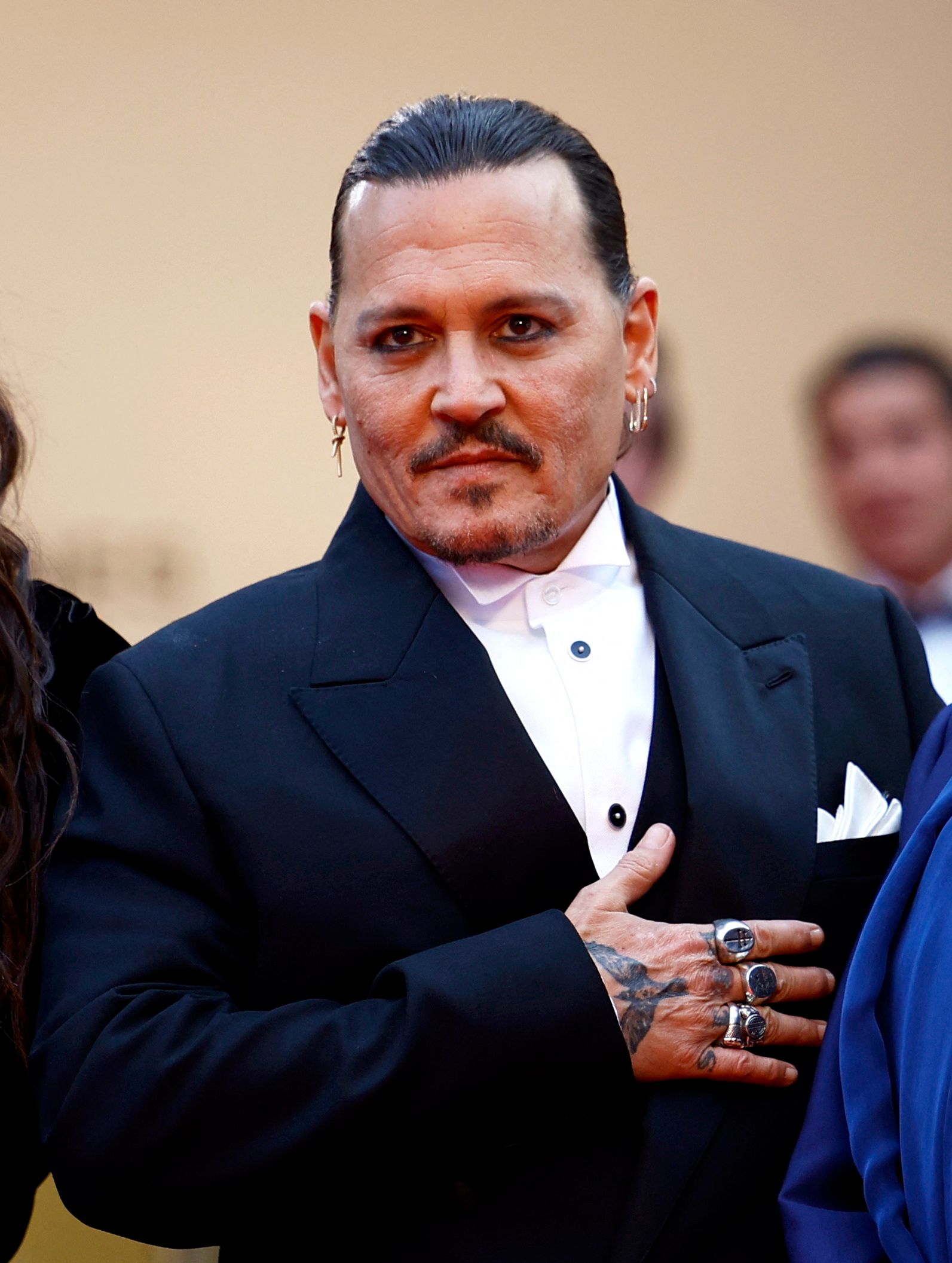 Johnny Depp ist nicht nur als Schauspieler erfolgreich, sondern steht auch als Musiker auf der Bühne.