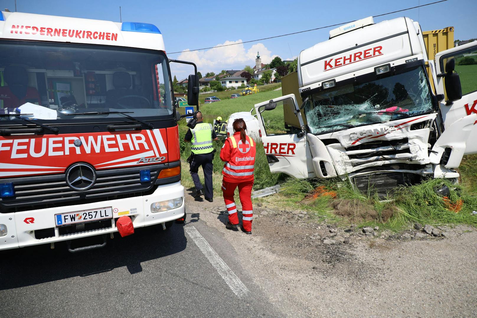 In Oberösterreich starb ein Paketzusteller bei einem Kreuzungsunfall.