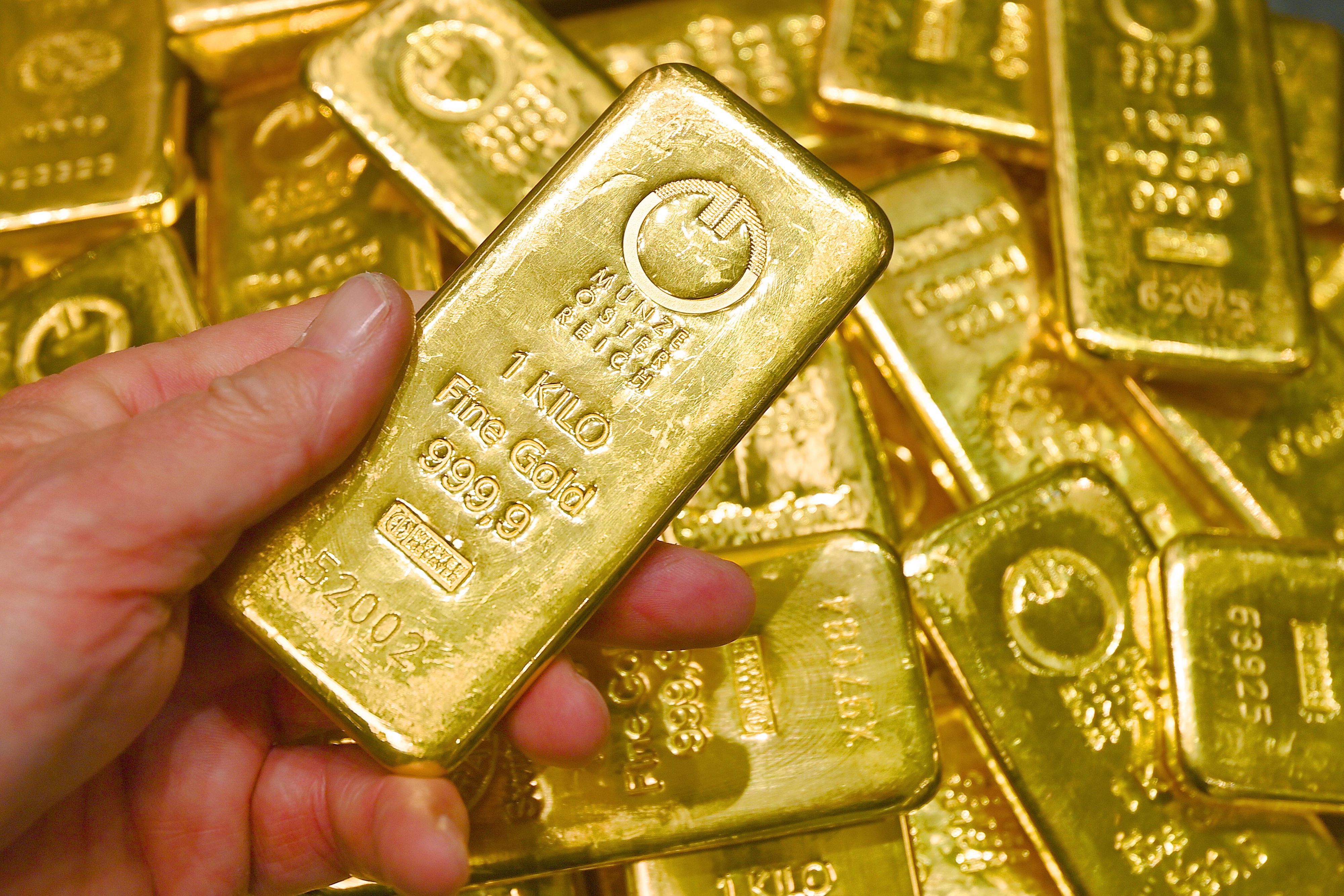 Goldbarren der Münze Österreich. Im Bild 1-Kilo-Exemplare. Symbolfoto.