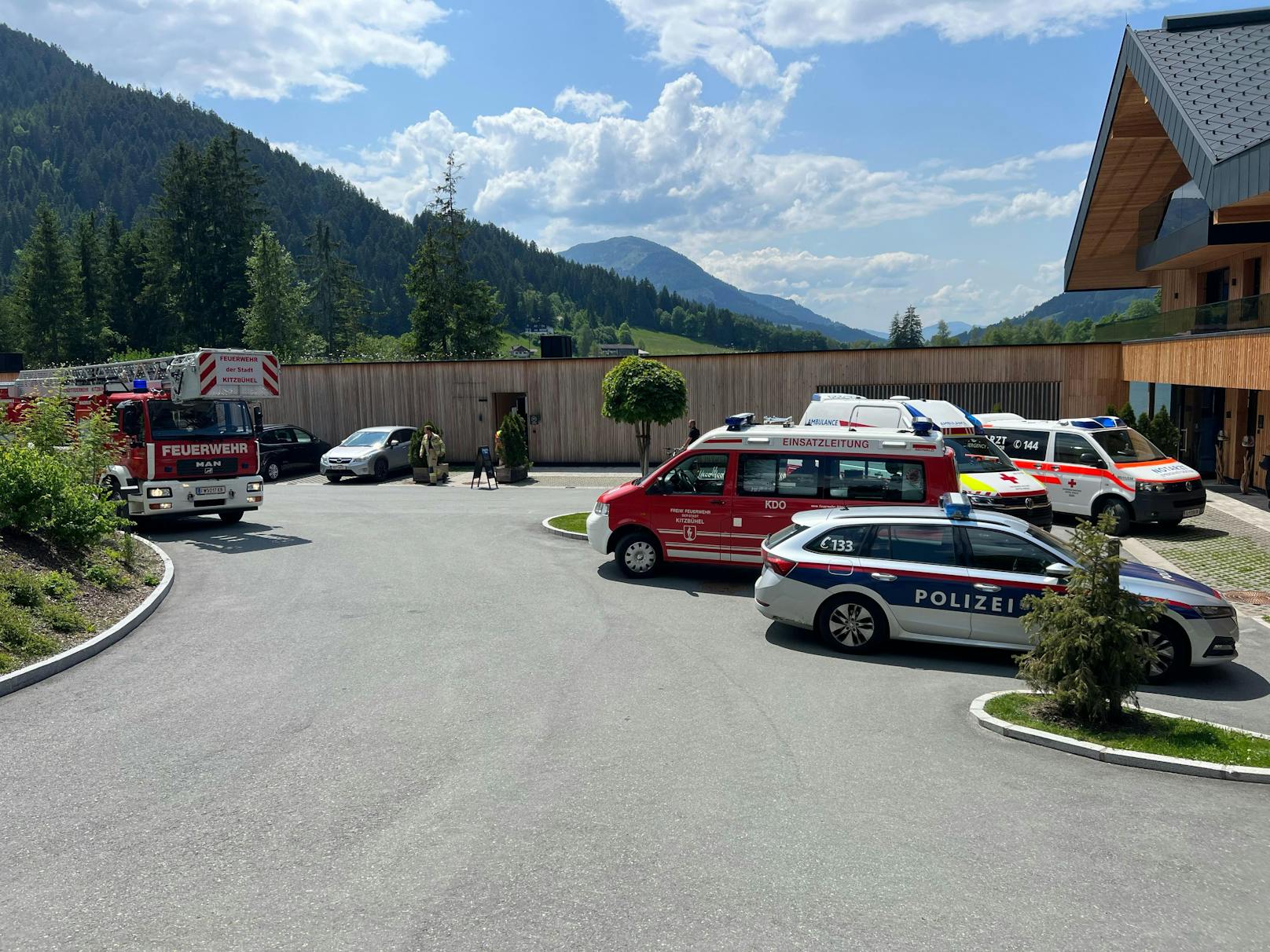 Am 31. Mai 2023 um 13:30 Uhr wurden zwei Polizeistreifen der Polizeiinspektion Kitzbühel zu einem Ertrinkungsunfall beim Schwarzsee in Kitzbühel gerufen.&nbsp;