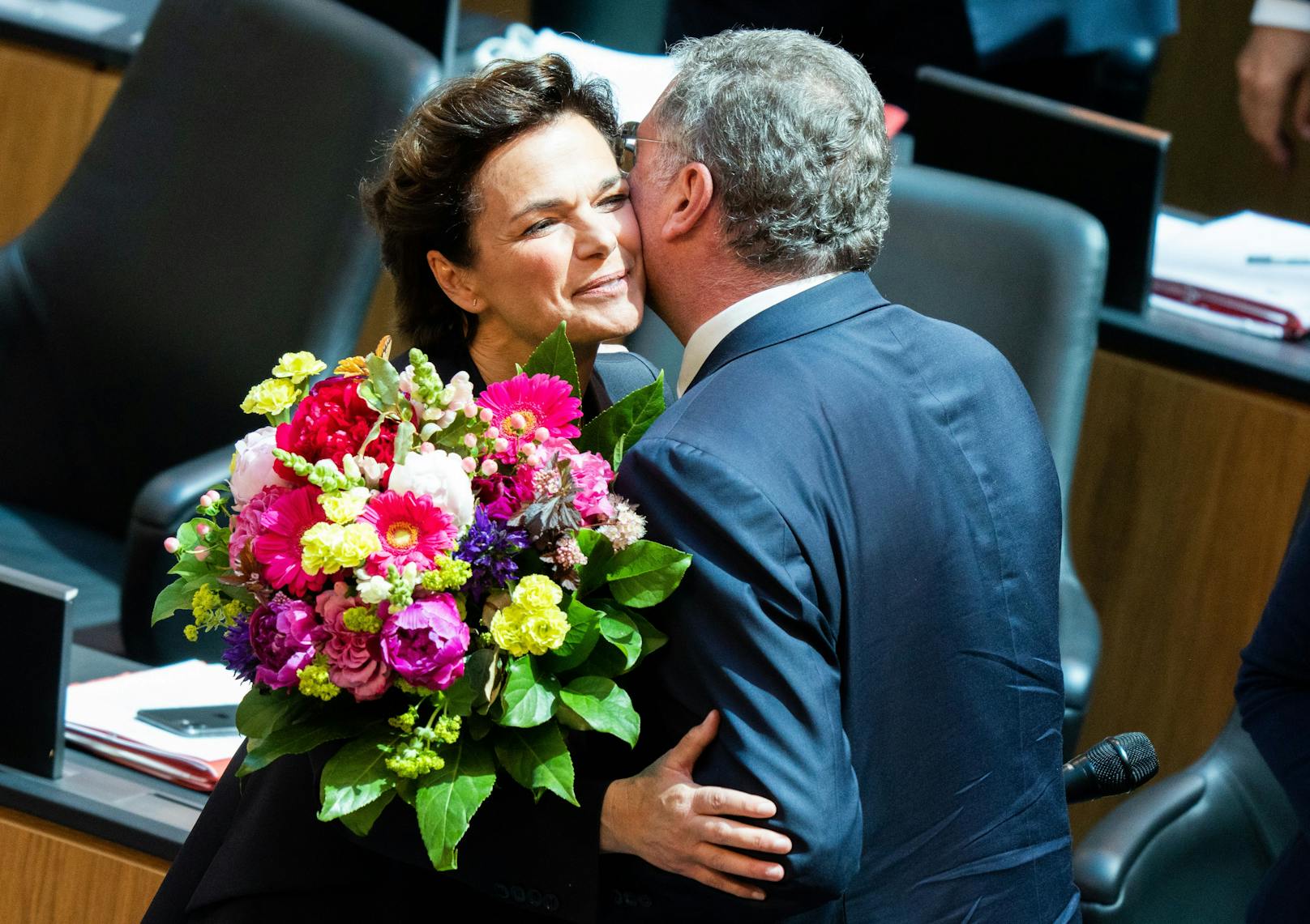 SPÖ-Klubchefin Pamela Rendi-Wagner bei ihrem Abschied im Nationalrat. 