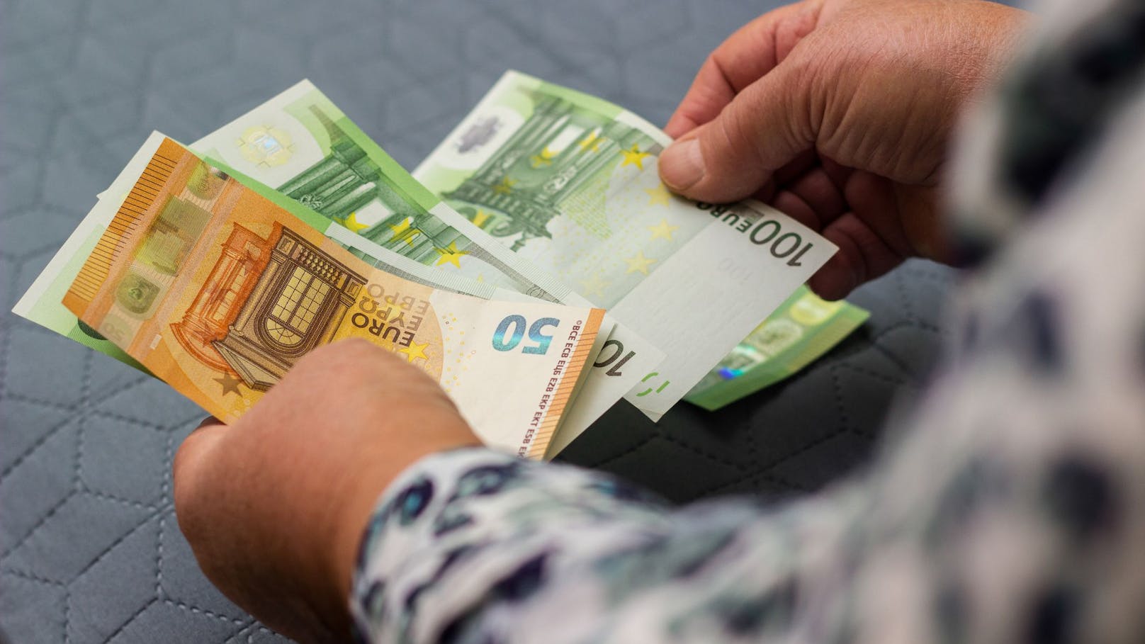 Die Regierung unterstützt einkommensschwache Haushalte in Österreich mit einem weiteren Bonus.