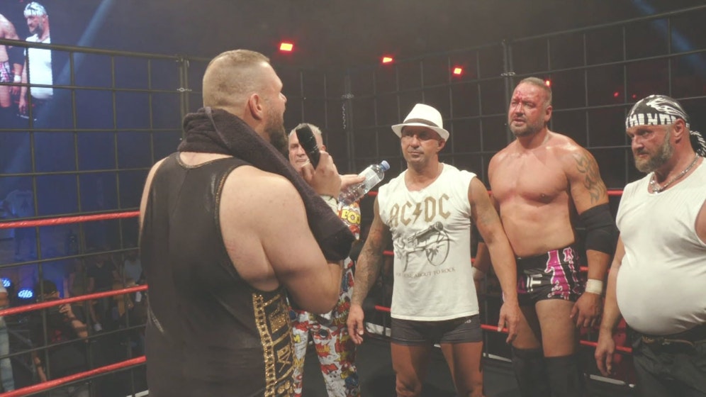 Pascal Spalter legt sich mit dem Bambikiller an