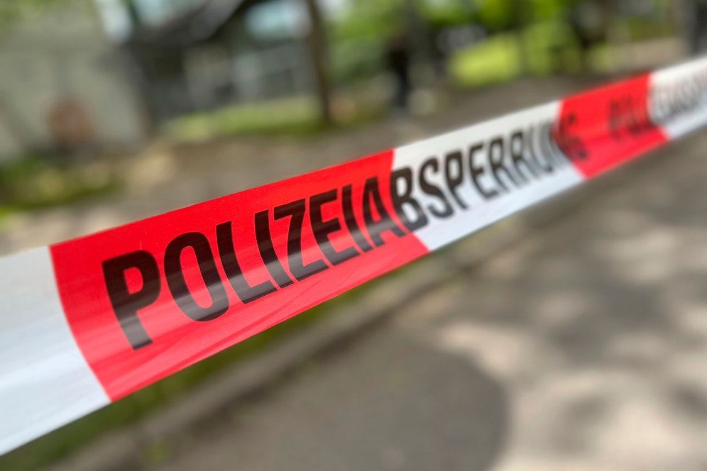 Die Polizei geht von Fremdverschulden aus. 