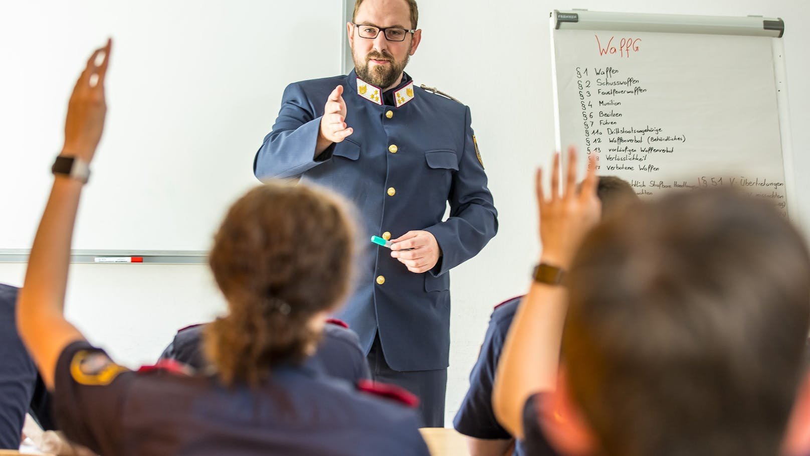 Polizeilehrer: Einsatz im Klassenzimmer