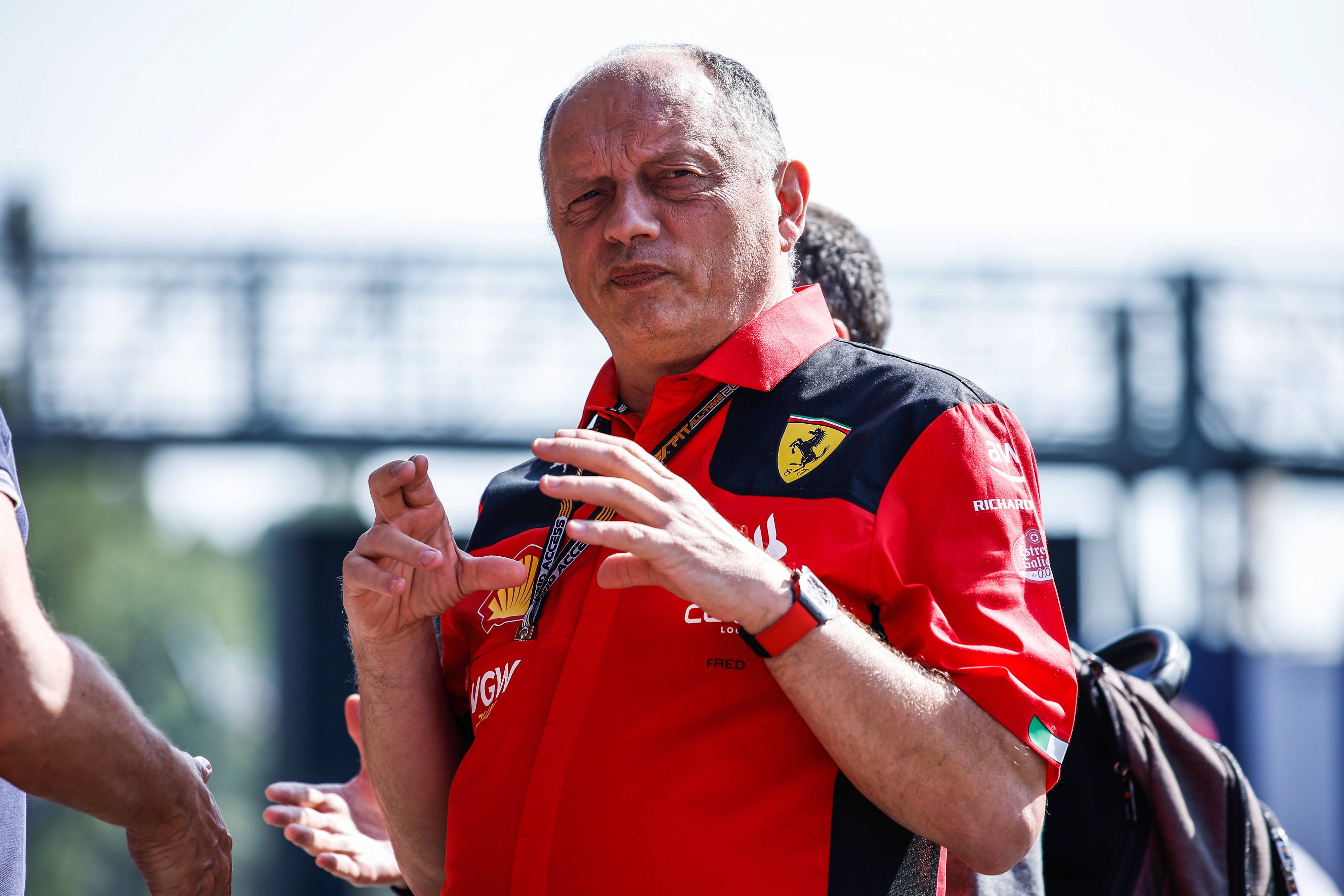 Ferrari-Teamchef Frederic Vasseur spricht über den Unterboden von Red Bull. 