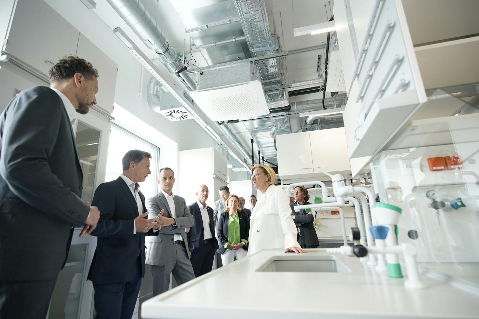 Neues ISTA-Laborgebäude wurde feierlich eröffnet