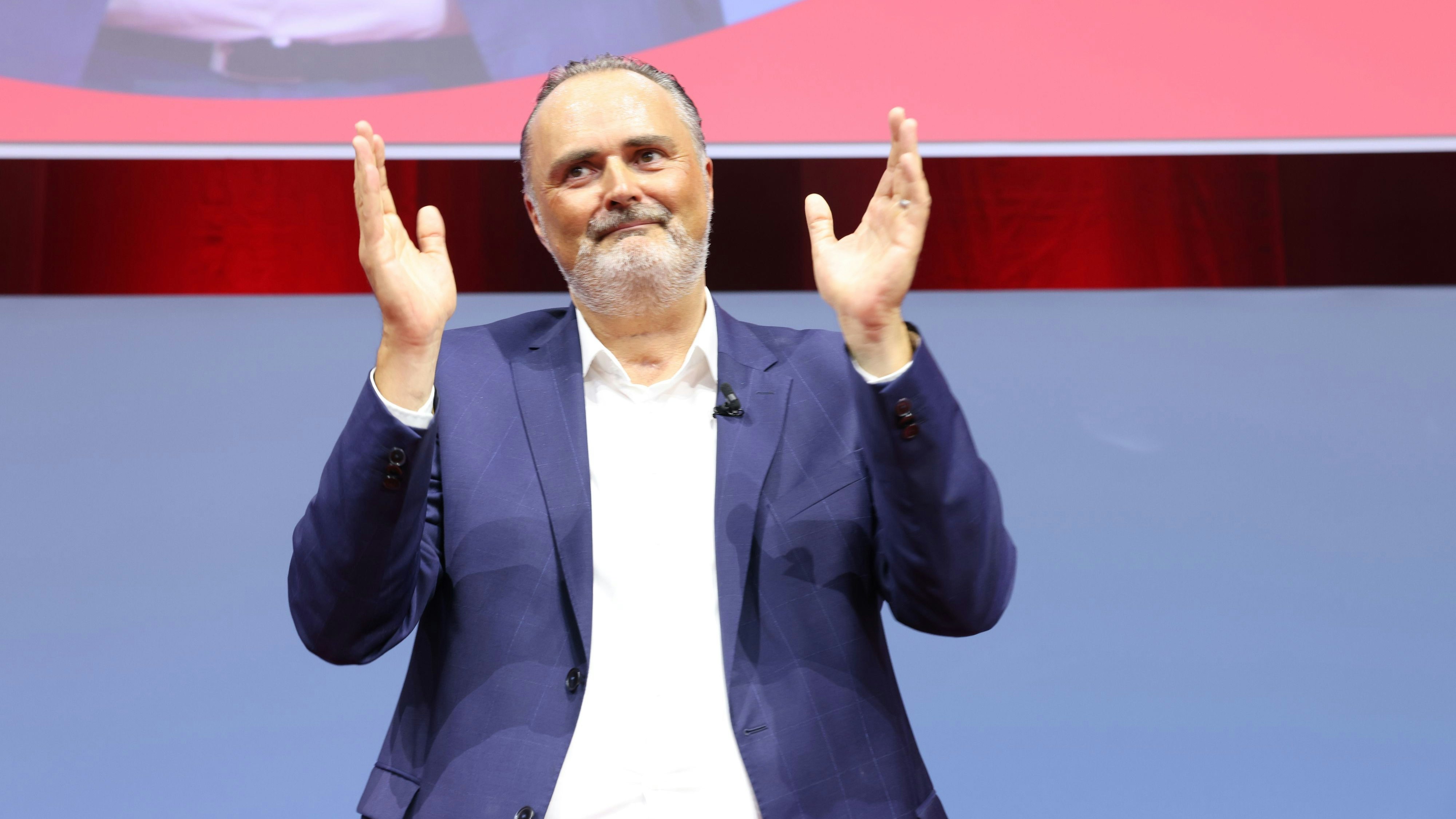 Hans Peter Doskozil wurde am Samstag beim Parteitag in Linz zum neuen SPÖ-Chef gewählt.