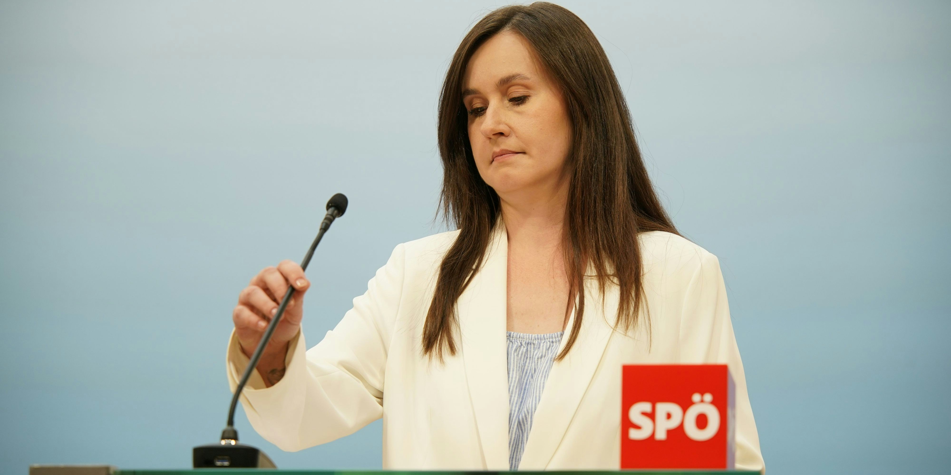 Michaela Grubesa, die Leiterin der Wahlkommission, verkündete am Montag den Fehler bei der Wahl zum Parteivorsitzenden.