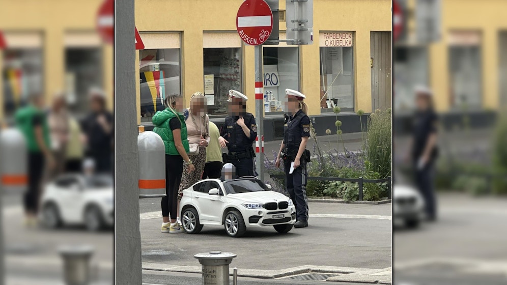 Ein <em>Heute</em>-Leser machte am Montag einen Schnappschuss einer kuriosen Anhaltung.