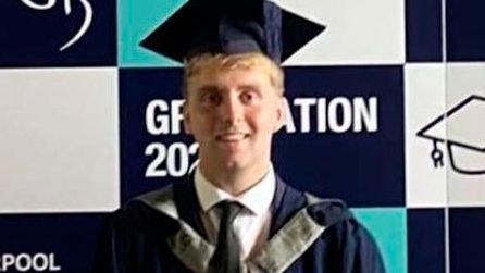 Das ist Kieran Harris aus Parkgate – er durfte kürzlich nicht nach Spanien fliegen, weil Easyjet ihn mit einem anderen Kieran Harris verwechselte.