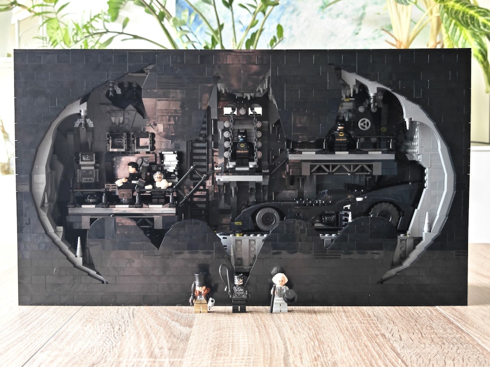 LEGO Bathöhle – Schaukasten 76252 im Test: Diese LEGO-Batcave haben Fans wirklich verdient.