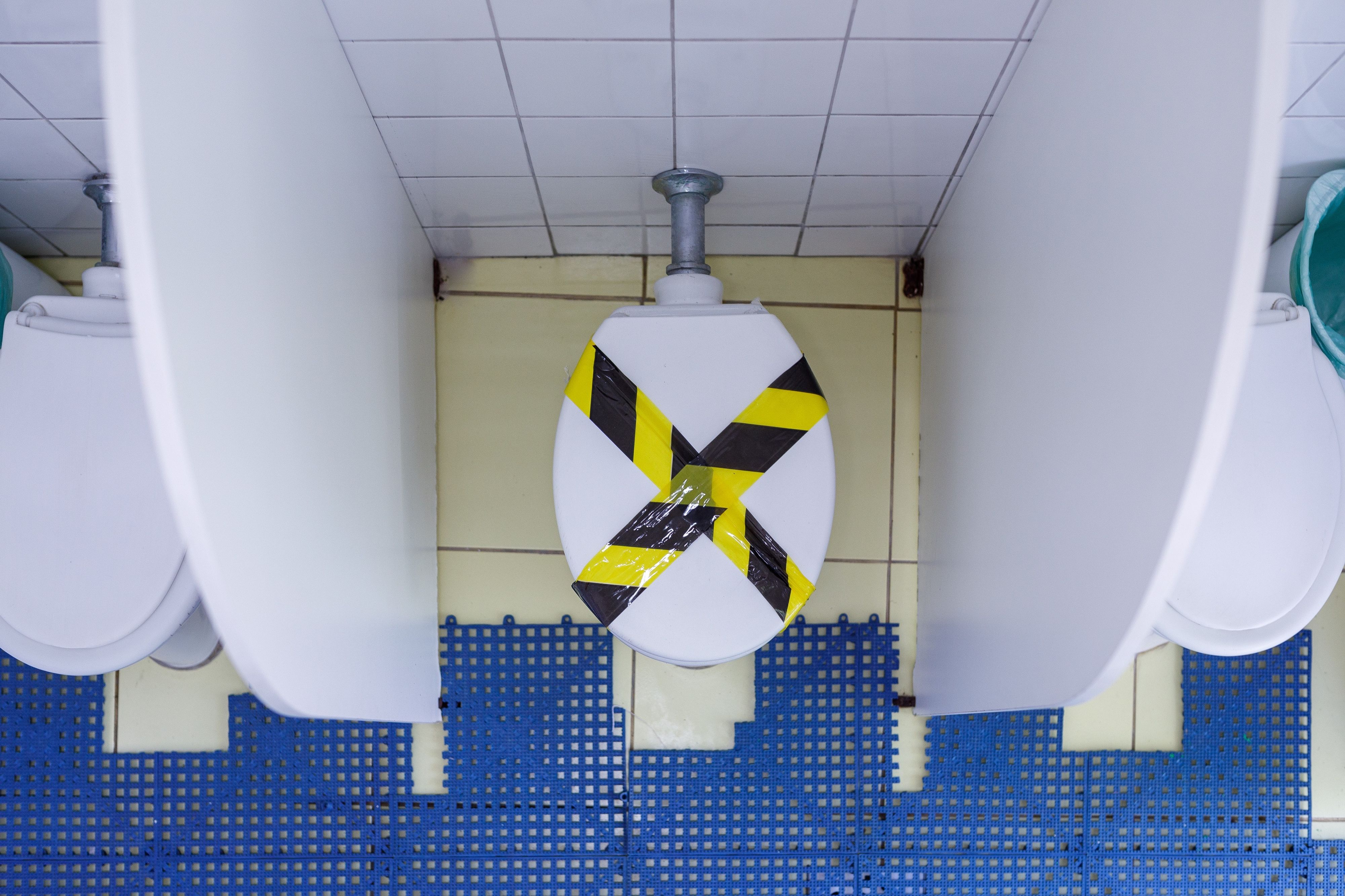 Der betroffene Sanitär-Bereich der Schule.