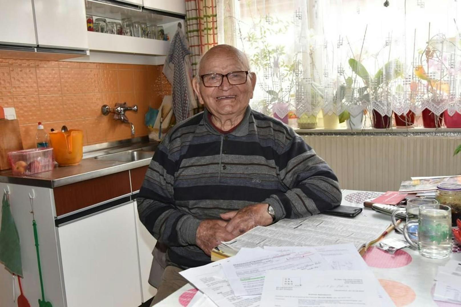 Walter verlor vor wenigen Wochen seine Frau (89).