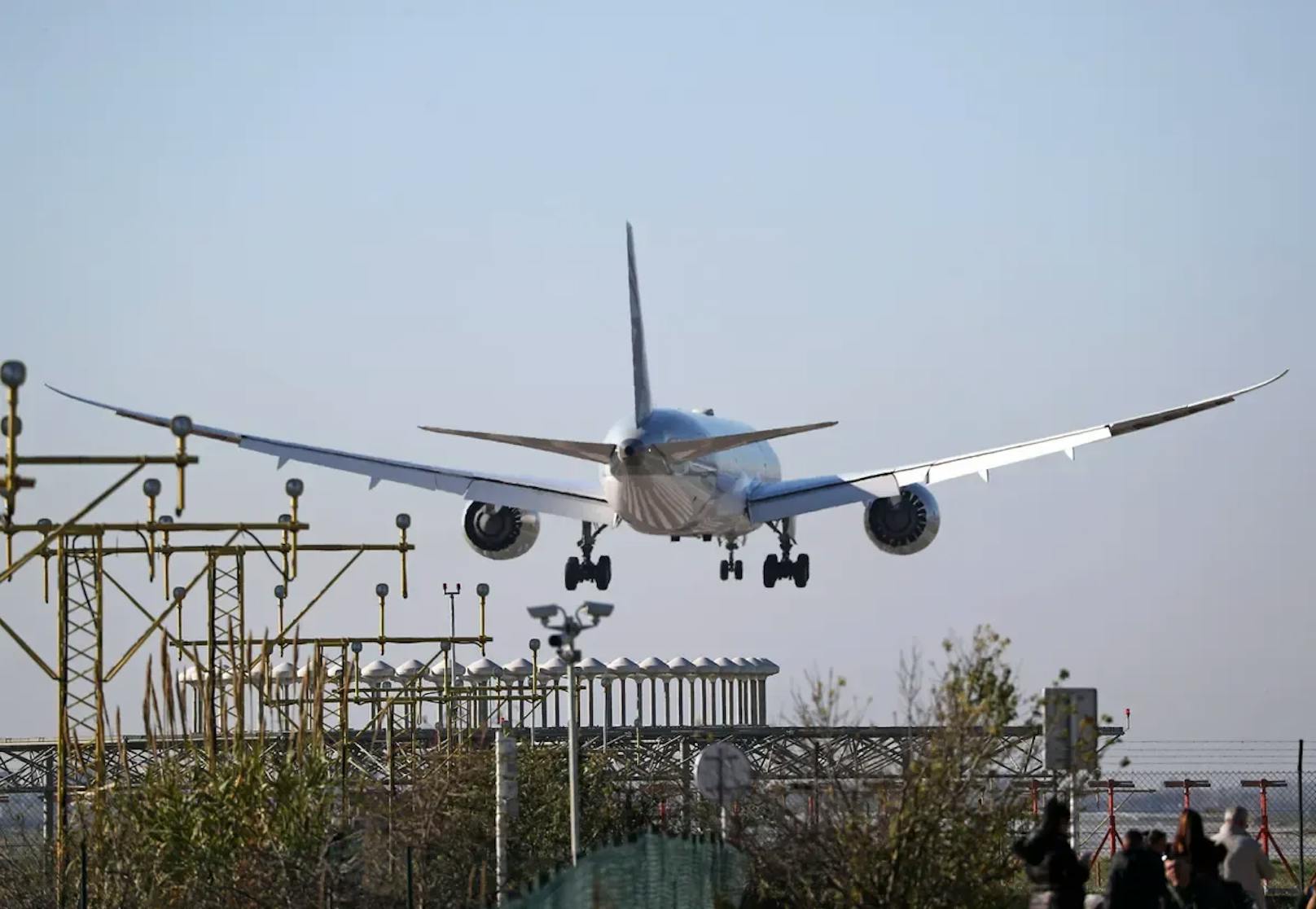 Pannenserie bei Boeing! Defekt an Passagier-Jet entdeckt