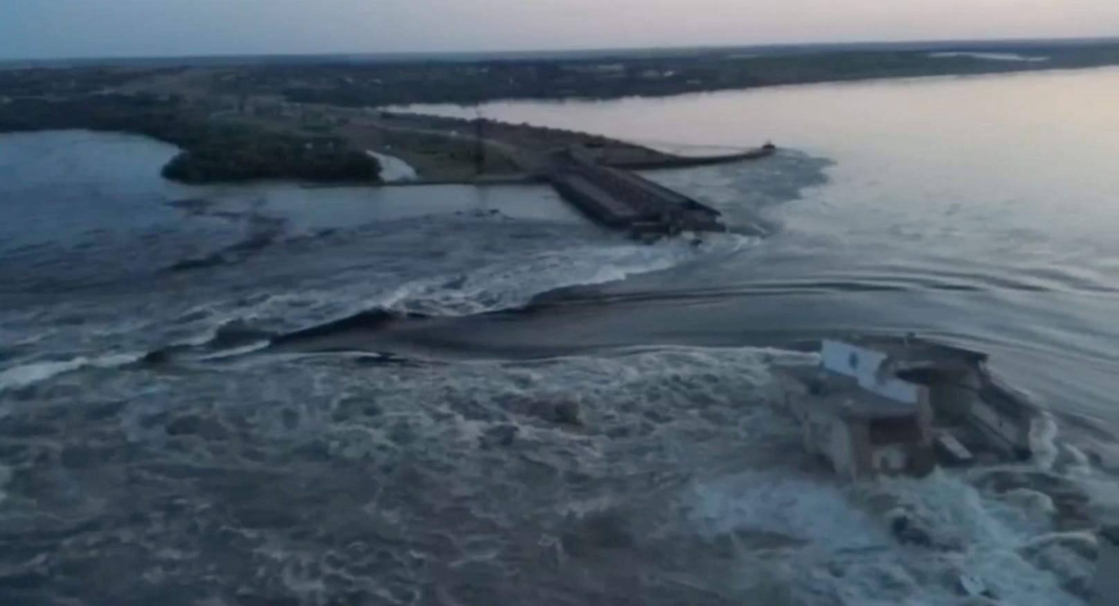 56 Neusiedler Seen überfluten die Ukraine