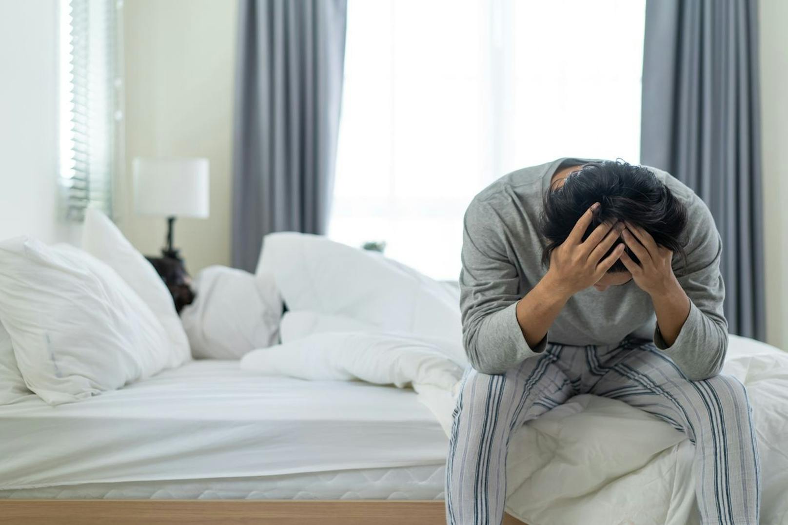 Wer seinen Schlaf vernachlässigt, muss sich auf gesundheitsschädliche Folgen gefasst machen.