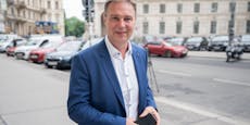 Babler nach SPÖ-Chaos: "Brauche am Tag zwei Handy-Akkus"