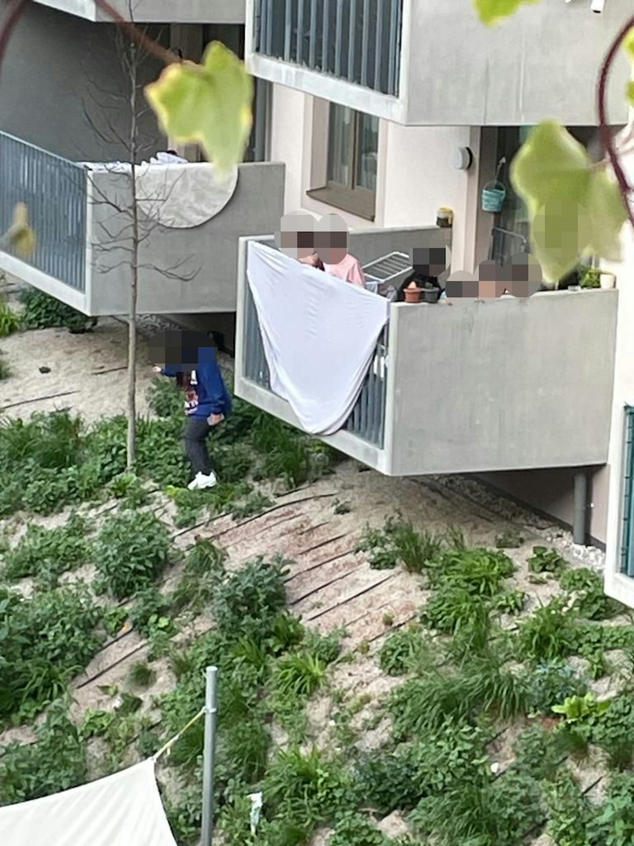 Heute.at - Wie im Ghetto! Wiener Wohnanlage braucht nun Security