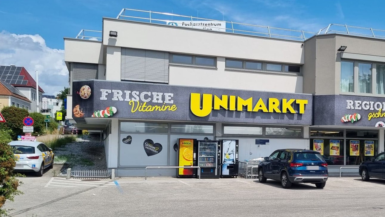 Aus Protest gegen seine Kündigung hauste der geschasste Franchisenehmer in dieser Unimarkt-Filiale in Leonding (Bez. Linz-Land).