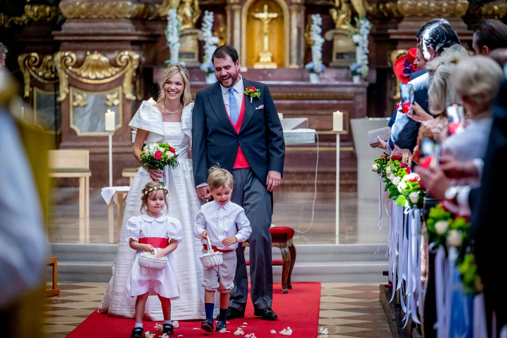 Prinz Johann-Wenzel von und zu Liechtenstein und Gräfin Felicitas von Hartig haben sich am Samstag in Wien das Jawort gegeben.