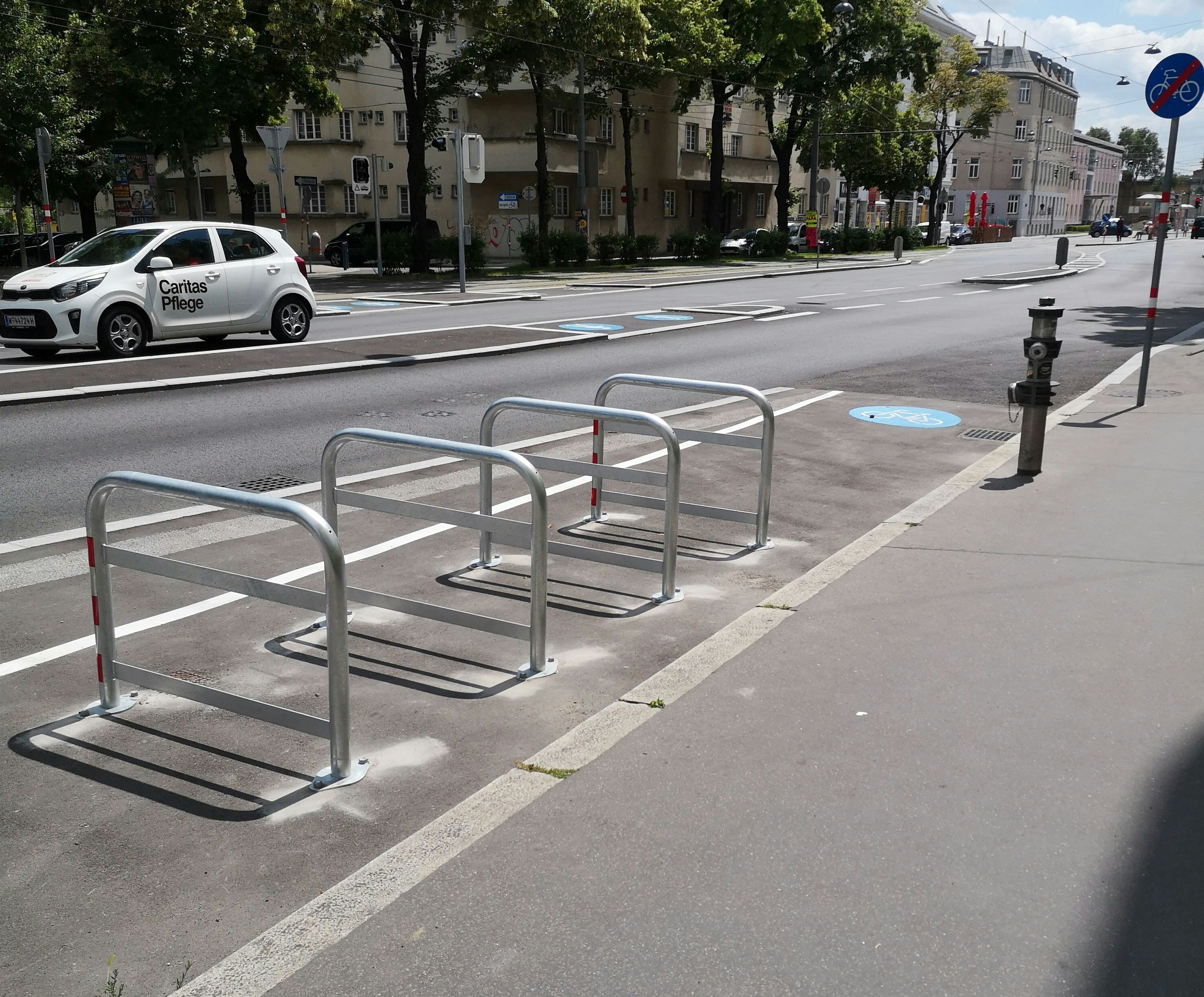 Die falsch montierten Radabstellplätze wurden inzwischen entfernt. 